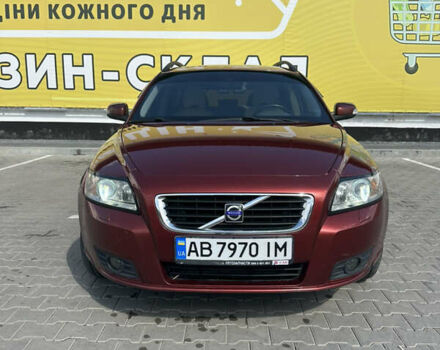 Красный Вольво В50, объемом двигателя 2 л и пробегом 279 тыс. км за 6700 $, фото 1 на Automoto.ua