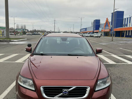 Червоний Вольво V50, об'ємом двигуна 1.6 л та пробігом 384 тис. км за 6299 $, фото 1 на Automoto.ua