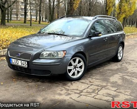 Вольво В50, объемом двигателя 2 л и пробегом 306 тыс. км за 2700 $, фото 2 на Automoto.ua