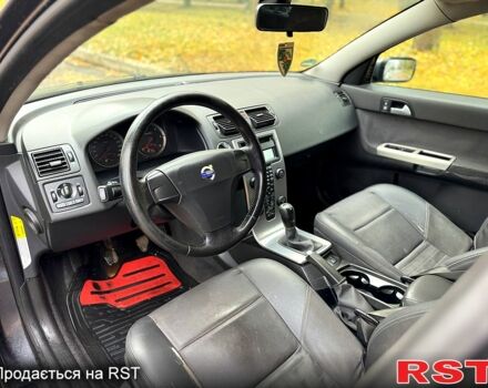 Вольво В50, объемом двигателя 2 л и пробегом 306 тыс. км за 2700 $, фото 5 на Automoto.ua