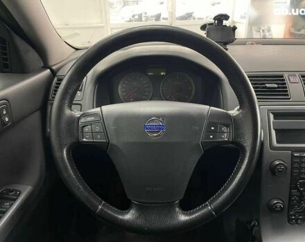 Вольво В50, объемом двигателя 2 л и пробегом 400 тыс. км за 4690 $, фото 21 на Automoto.ua