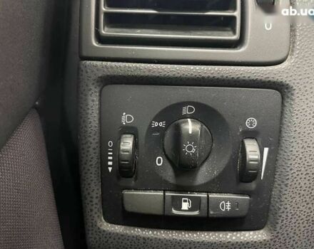 Вольво В50, объемом двигателя 2 л и пробегом 400 тыс. км за 4690 $, фото 18 на Automoto.ua