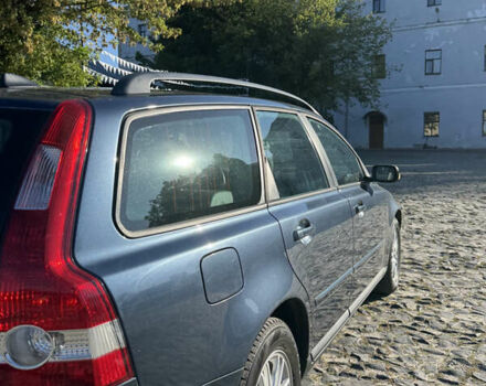 Вольво В50, объемом двигателя 1.8 л и пробегом 214 тыс. км за 5350 $, фото 7 на Automoto.ua