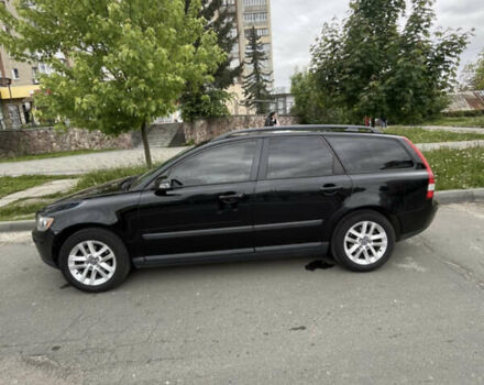 Вольво В50, объемом двигателя 1.8 л и пробегом 358 тыс. км за 5198 $, фото 1 на Automoto.ua