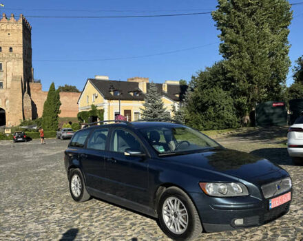 Вольво В50, объемом двигателя 1.8 л и пробегом 214 тыс. км за 5350 $, фото 9 на Automoto.ua