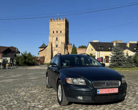 Вольво В50, объемом двигателя 1.8 л и пробегом 214 тыс. км за 5350 $, фото 8 на Automoto.ua