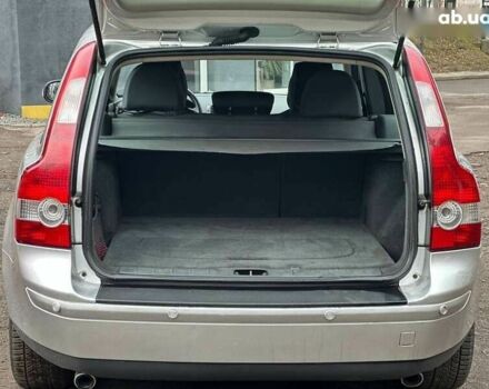 Вольво В50, объемом двигателя 2.4 л и пробегом 278 тыс. км за 6300 $, фото 16 на Automoto.ua