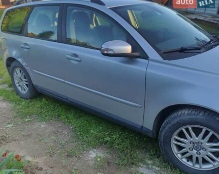 Вольво В50, объемом двигателя 1.8 л и пробегом 135 тыс. км за 4700 $, фото 8 на Automoto.ua
