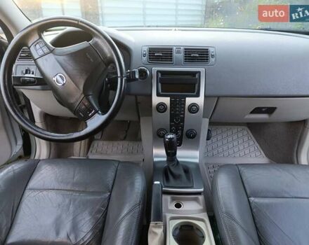 Вольво В50, объемом двигателя 1.8 л и пробегом 135 тыс. км за 4700 $, фото 4 на Automoto.ua