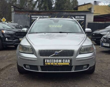 Вольво В50, объемом двигателя 2.4 л и пробегом 278 тыс. км за 5600 $, фото 2 на Automoto.ua