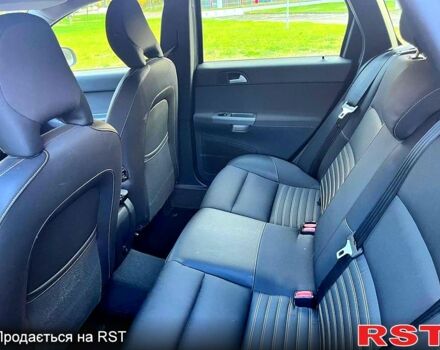 Вольво В50, объемом двигателя 1.8 л и пробегом 214 тыс. км за 6900 $, фото 3 на Automoto.ua