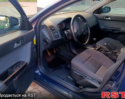 Вольво В50, объемом двигателя 1.6 л и пробегом 233 тыс. км за 5000 $, фото 9 на Automoto.ua