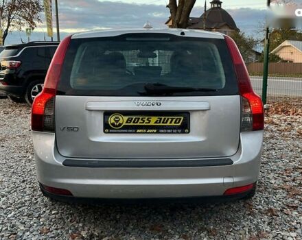 Вольво V50, об'ємом двигуна 1.6 л та пробігом 217 тис. км за 6800 $, фото 5 на Automoto.ua