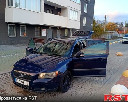 Вольво В50, объемом двигателя 1.6 л и пробегом 233 тыс. км за 5000 $, фото 8 на Automoto.ua