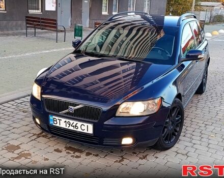 Вольво В50, объемом двигателя 1.6 л и пробегом 233 тыс. км за 5000 $, фото 3 на Automoto.ua