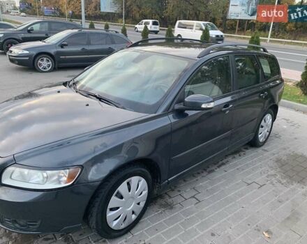 Вольво В50, объемом двигателя 1.6 л и пробегом 251 тыс. км за 5200 $, фото 4 на Automoto.ua