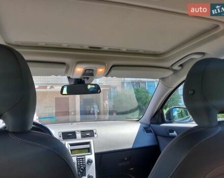 Вольво В50, объемом двигателя 1.6 л и пробегом 230 тыс. км за 6850 $, фото 5 на Automoto.ua