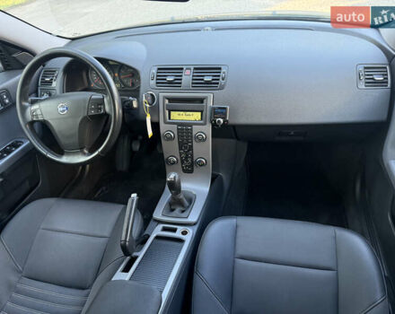 Вольво В50, объемом двигателя 1.6 л и пробегом 190 тыс. км за 6299 $, фото 18 на Automoto.ua
