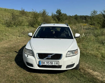 Вольво В50, объемом двигателя 1.6 л и пробегом 309 тыс. км за 6600 $, фото 5 на Automoto.ua