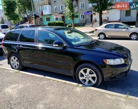 Вольво В50, объемом двигателя 0 л и пробегом 251 тыс. км за 6200 $, фото 2 на Automoto.ua