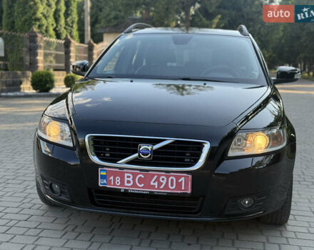 Вольво В50, объемом двигателя 1.6 л и пробегом 190 тыс. км за 6299 $, фото 1 на Automoto.ua
