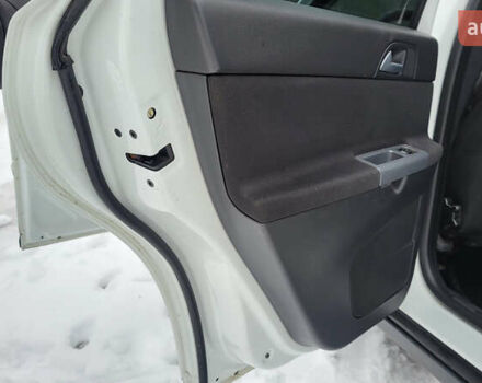 Вольво V50, об'ємом двигуна 1.6 л та пробігом 168 тис. км за 7850 $, фото 16 на Automoto.ua