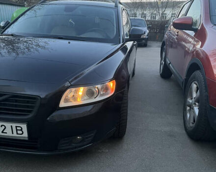 Вольво В50, объемом двигателя 1.56 л и пробегом 245 тыс. км за 6550 $, фото 3 на Automoto.ua