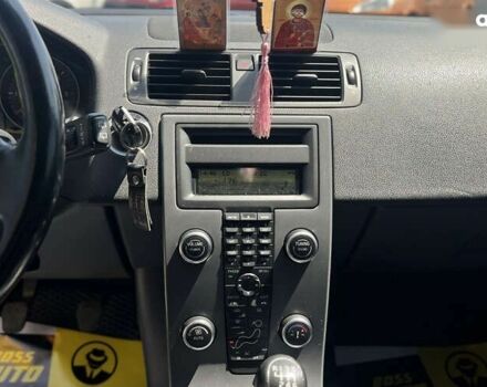 Вольво В50, объемом двигателя 1.6 л и пробегом 214 тыс. км за 8300 $, фото 23 на Automoto.ua