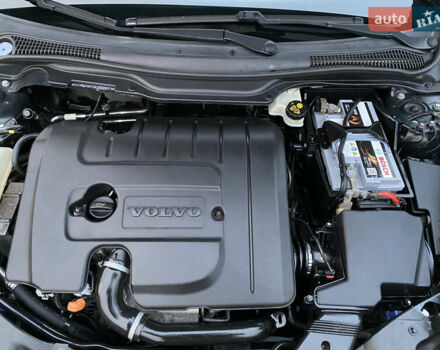 Вольво В50, объемом двигателя 1.6 л и пробегом 223 тыс. км за 7390 $, фото 42 на Automoto.ua