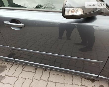 Вольво В50 2010 в Хмельницком на Automoto.ua Вольво В50, объемом двигателя 2 л и пробегом 187 тыс. км за 8599 $, фото 15 на Automoto.ua