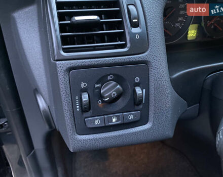 Вольво В50, объемом двигателя 1.6 л и пробегом 223 тыс. км за 7390 $, фото 21 на Automoto.ua