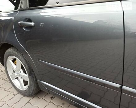 Вольво В50 2010 в Хмельницком на Automoto.ua Вольво В50, объемом двигателя 2 л и пробегом 187 тыс. км за 8599 $, фото 16 на Automoto.ua