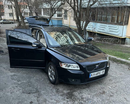 Вольво В50, объемом двигателя 1.56 л и пробегом 245 тыс. км за 6550 $, фото 6 на Automoto.ua