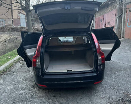 Вольво В50, объемом двигателя 1.56 л и пробегом 245 тыс. км за 6550 $, фото 9 на Automoto.ua