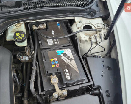 Вольво V50, об'ємом двигуна 1.6 л та пробігом 168 тис. км за 7850 $, фото 6 на Automoto.ua