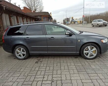 Вольво В50 2010 в Хмельницком на Automoto.ua Вольво В50, объемом двигателя 2 л и пробегом 187 тыс. км за 8599 $, фото 3 на Automoto.ua