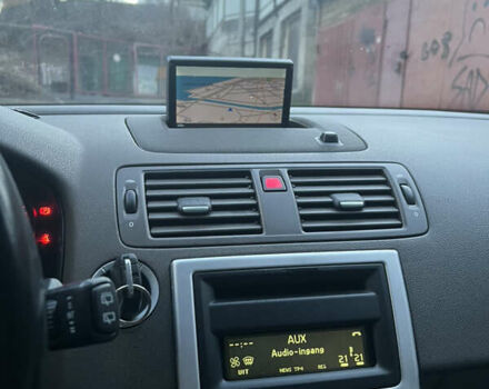 Вольво В50, объемом двигателя 1.56 л и пробегом 245 тыс. км за 6550 $, фото 24 на Automoto.ua