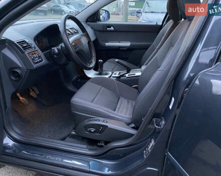 Вольво В50, объемом двигателя 1.6 л и пробегом 223 тыс. км за 7390 $, фото 25 на Automoto.ua