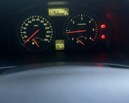 Вольво В50, объемом двигателя 1.56 л и пробегом 245 тыс. км за 6550 $, фото 25 на Automoto.ua