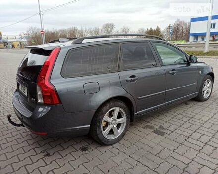 Вольво В50 2010 в Хмельницком на Automoto.ua Вольво В50, объемом двигателя 2 л и пробегом 187 тыс. км за 8599 $, фото 4 на Automoto.ua