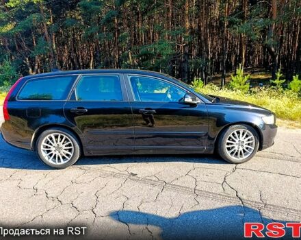 Вольво В50, объемом двигателя 1.6 л и пробегом 190 тыс. км за 10000 $, фото 1 на Automoto.ua