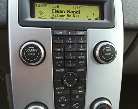 Вольво В50 2010 в Хмельницком на Automoto.ua Вольво В50, объемом двигателя 2 л и пробегом 187 тыс. км за 8599 $, фото 40 на Automoto.ua