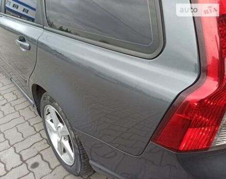 Вольво В50 2010 в Хмельницком на Automoto.ua Вольво В50, объемом двигателя 2 л и пробегом 187 тыс. км за 8599 $, фото 8 на Automoto.ua