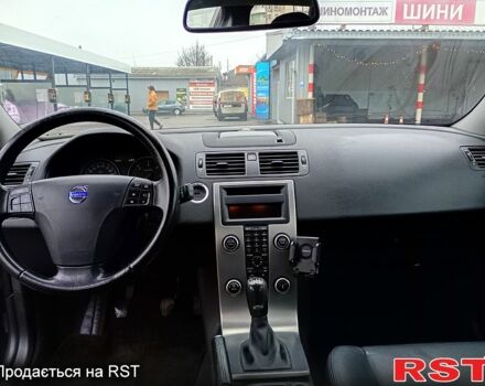 Вольво В50, объемом двигателя 2 л и пробегом 320 тыс. км за 3600 $, фото 6 на Automoto.ua