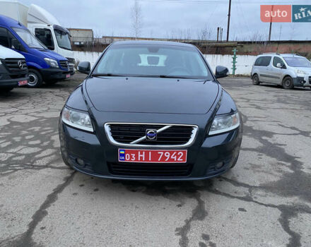 Вольво В50, объемом двигателя 1.6 л и пробегом 223 тыс. км за 7390 $, фото 13 на Automoto.ua