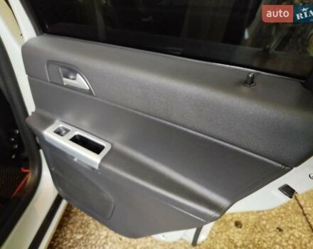 Вольво В50, объемом двигателя 1.56 л и пробегом 240 тыс. км за 8500 $, фото 24 на Automoto.ua