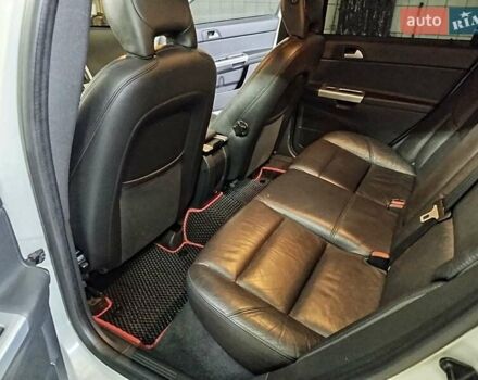 Вольво В50, объемом двигателя 1.56 л и пробегом 240 тыс. км за 8500 $, фото 20 на Automoto.ua