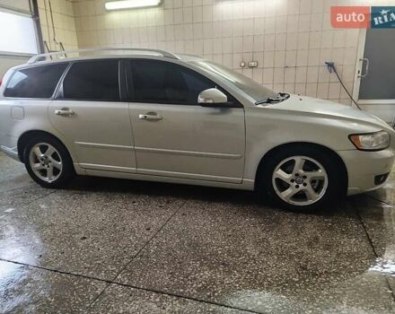 Вольво В50, объемом двигателя 1.56 л и пробегом 240 тыс. км за 8500 $, фото 13 на Automoto.ua