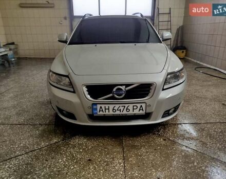 Вольво В50, объемом двигателя 1.56 л и пробегом 240 тыс. км за 8500 $, фото 16 на Automoto.ua