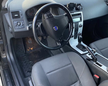 Вольво В50, объемом двигателя 2 л и пробегом 245 тыс. км за 7500 $, фото 12 на Automoto.ua